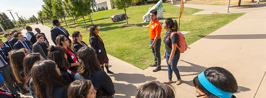 High school students tour the UT Dallas campus with G-Force Mentors.